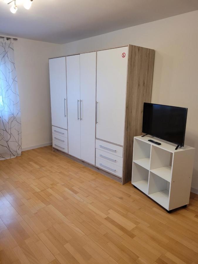 Ferienwohnung Anna Oftersheim Schwetzingen Hockenheim 3 Zimmer Mit Balkon ภายนอก รูปภาพ