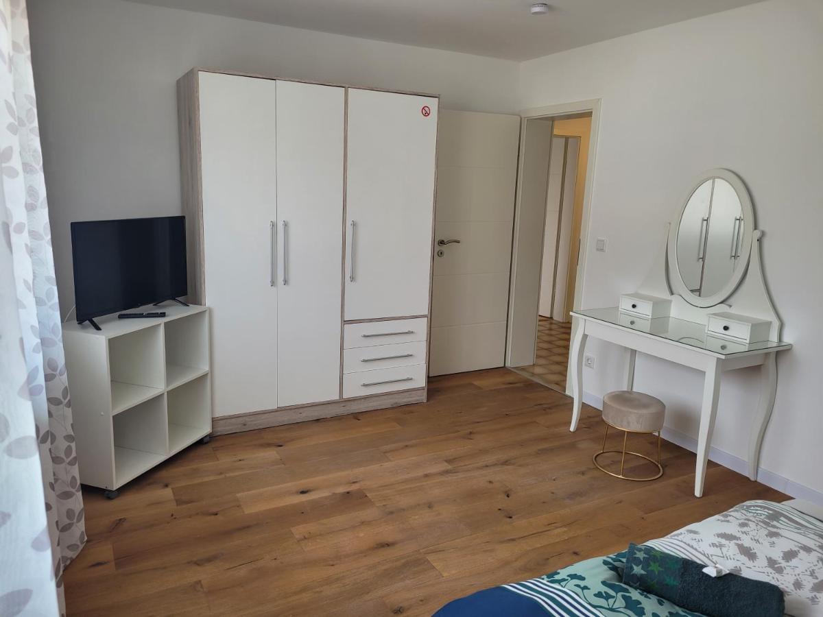 Ferienwohnung Anna Oftersheim Schwetzingen Hockenheim 3 Zimmer Mit Balkon ภายนอก รูปภาพ